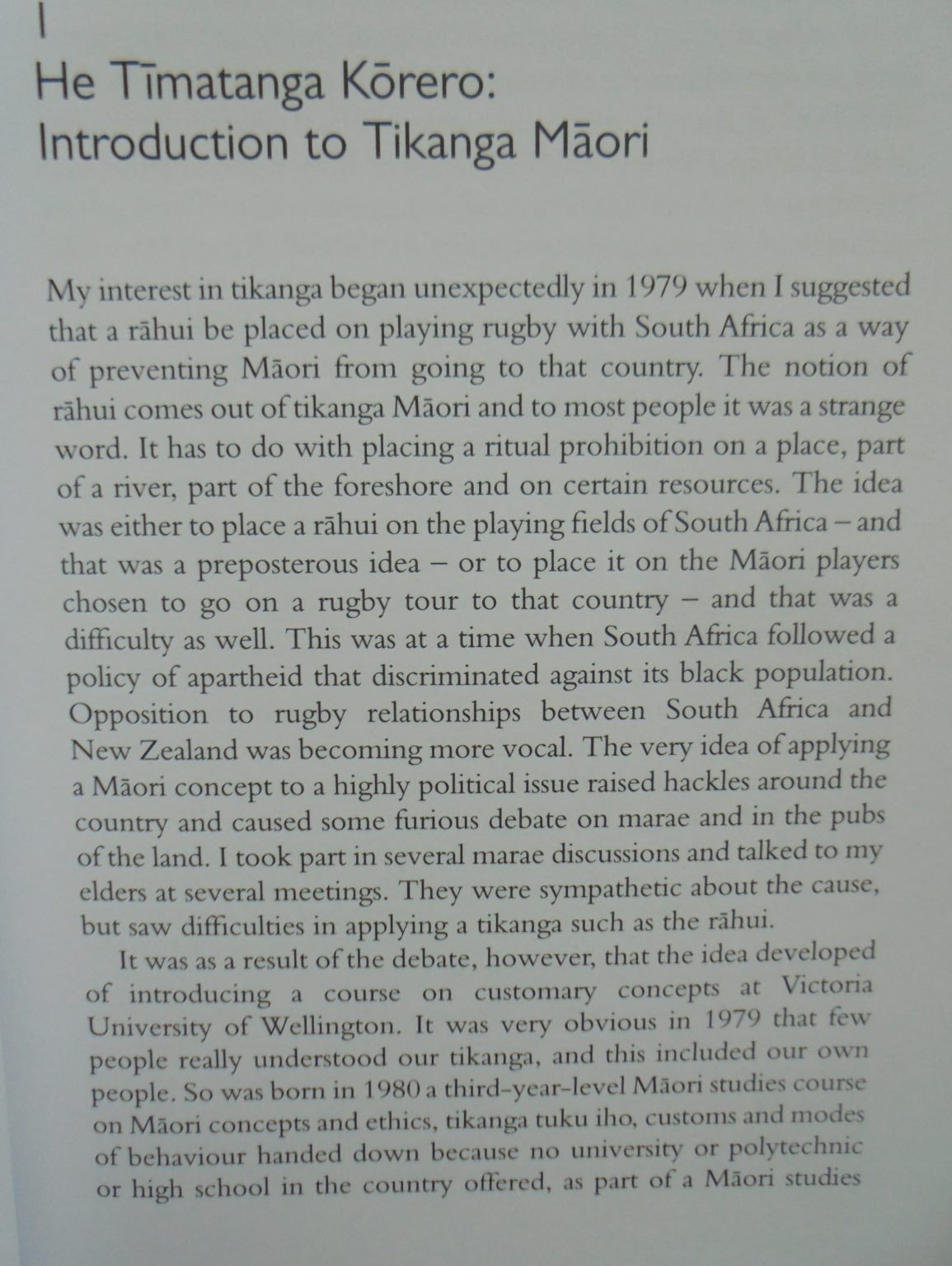 Tikanga Maori Living by Maori Values By Hirini Moko Mead