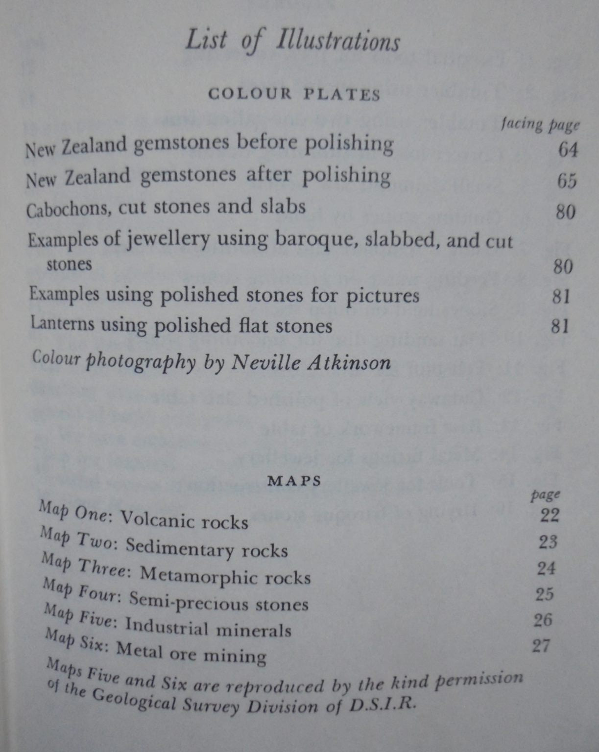 New Zealand Gemstones. By Lyn and Ray Cooper