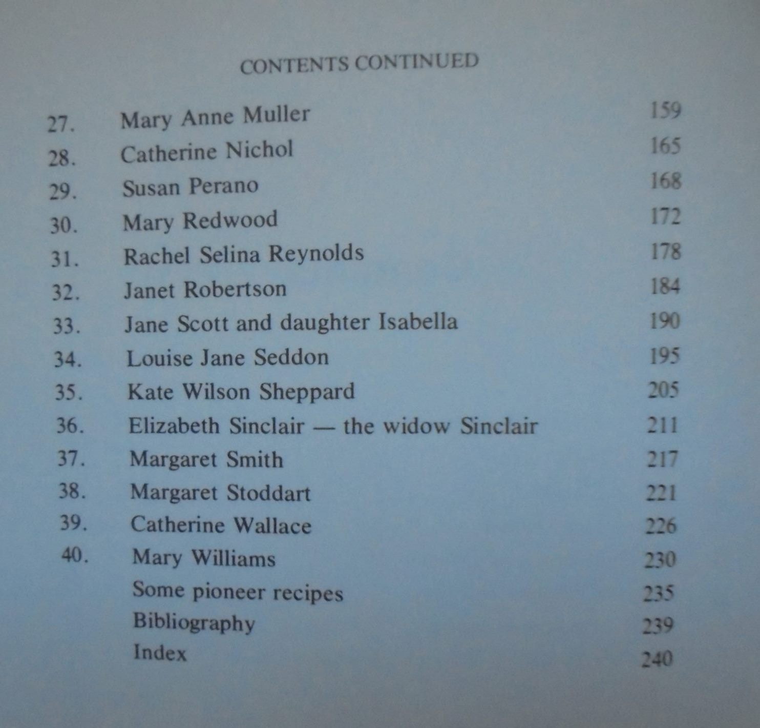 Petticoat Pioneers. Book 1 & 3 : South & North Island women of the colonial era. By Barbara Harper