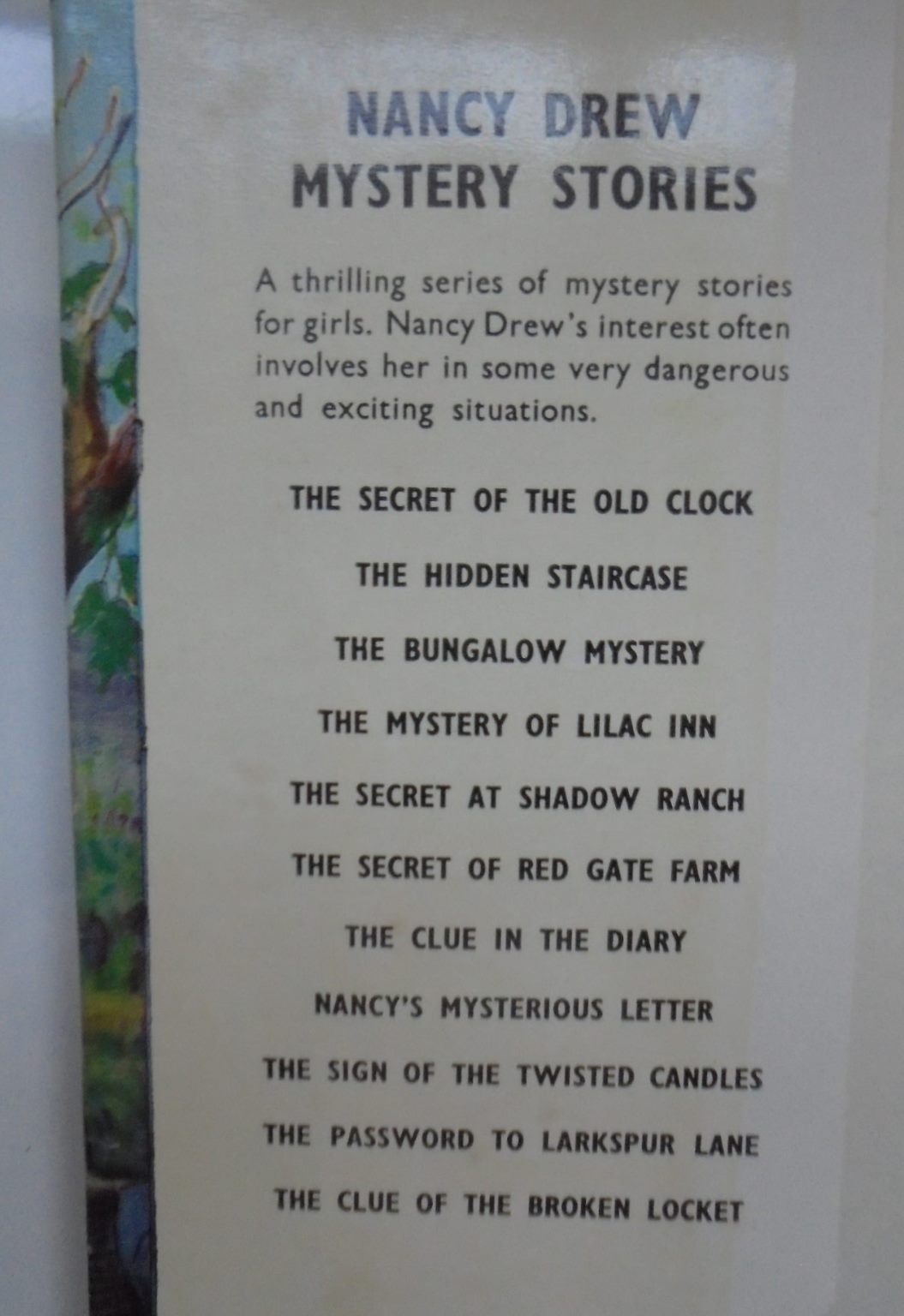 The Message In The Hollow Oak. First Edition 1962. Nancy Drew.