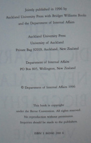 Dictionary of New Zealand Biography: Full set of 5 Volumes.