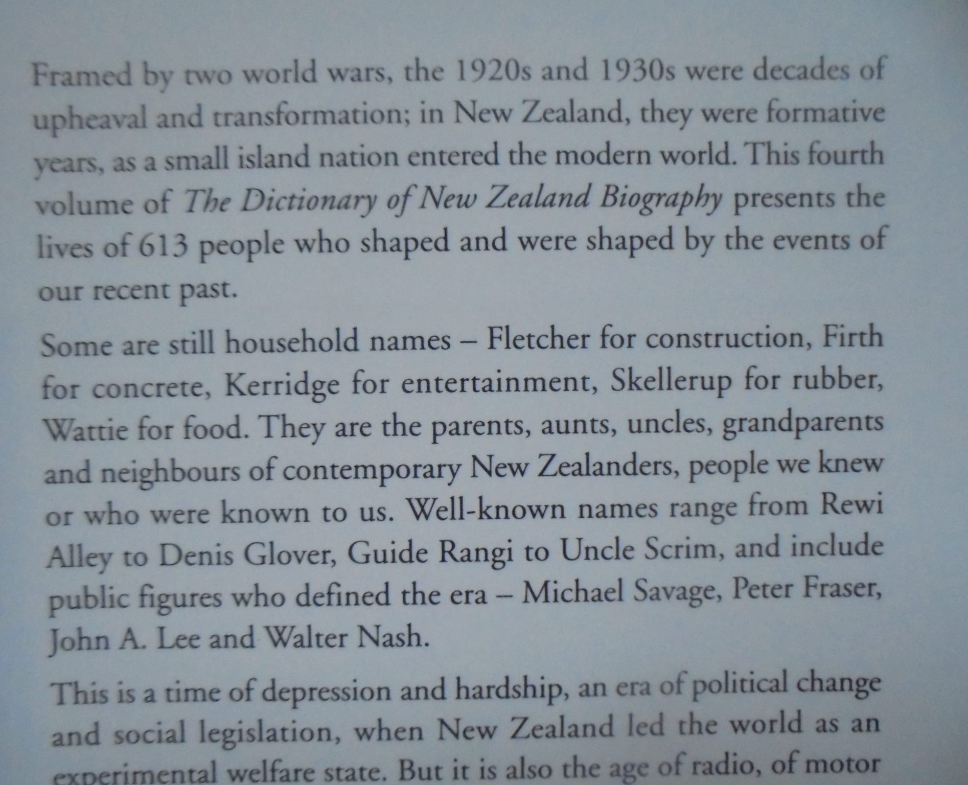 Dictionary of New Zealand Biography: Full set of 5 Volumes.