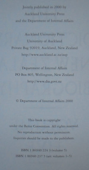 Dictionary of New Zealand Biography: Full set of 5 Volumes.