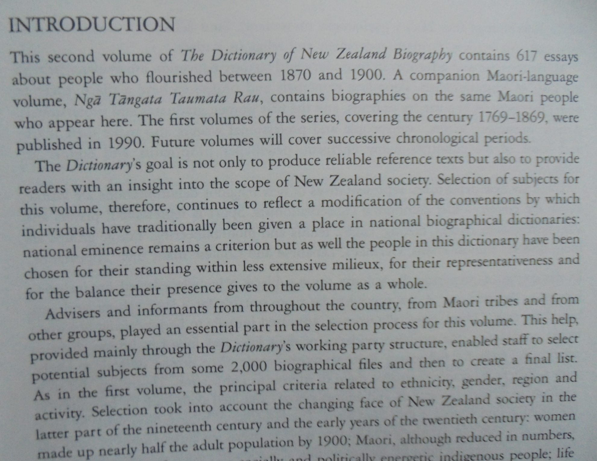 Dictionary of New Zealand Biography: Volume 2: 1870-1900. SIGNED BY EDITOR CLAUDIA ORANGE.