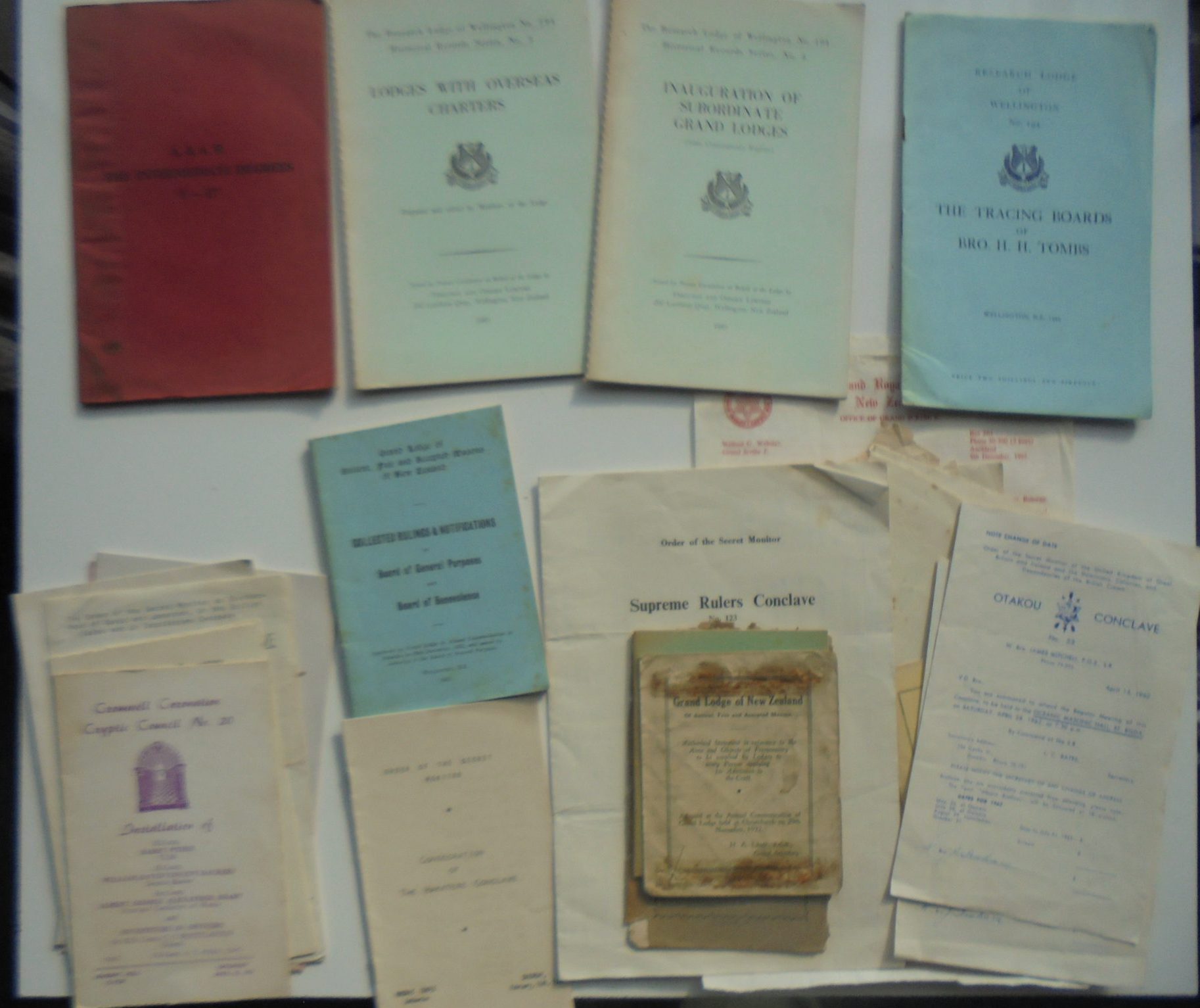 7 copies of Proceedings Of Grand Lodge Of NZ 1943 - 65, plus NZ Masonic booklets