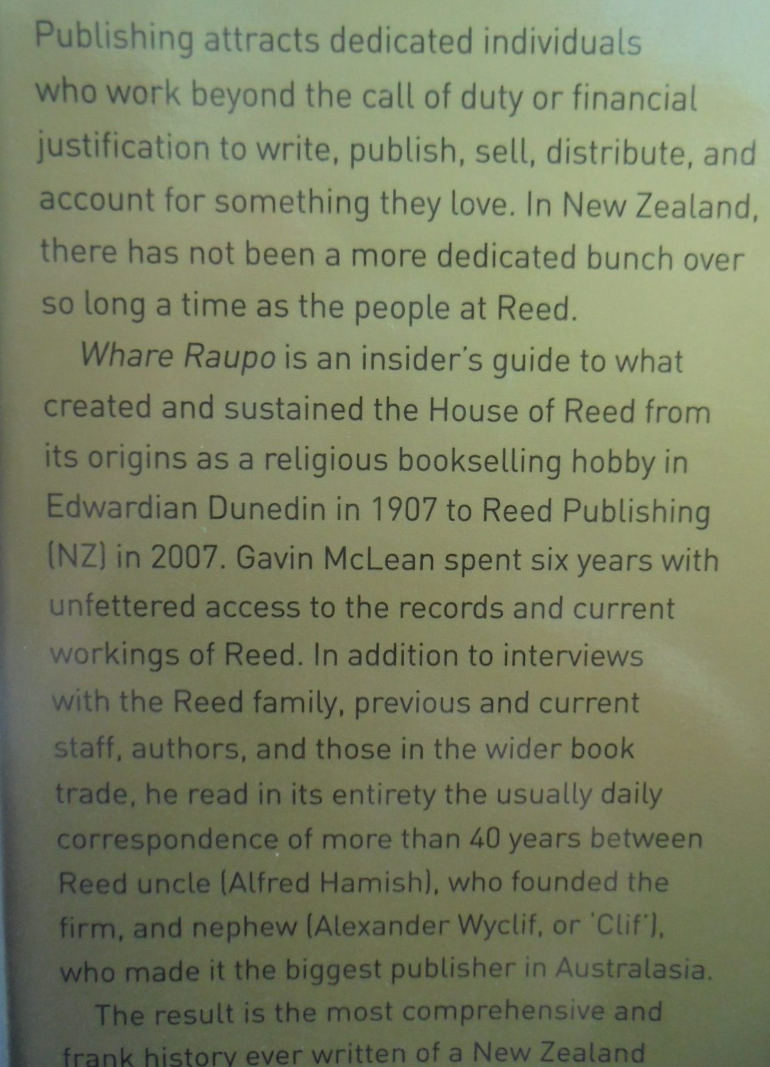 Whare Raupo: The Reed Books Story by McLean, Gavin