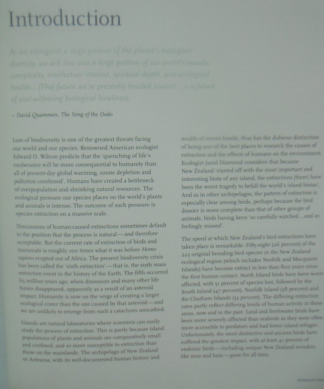 Extinct Birds of New Zealand by Alan Tennyson and Paul Martinson. SCARCE