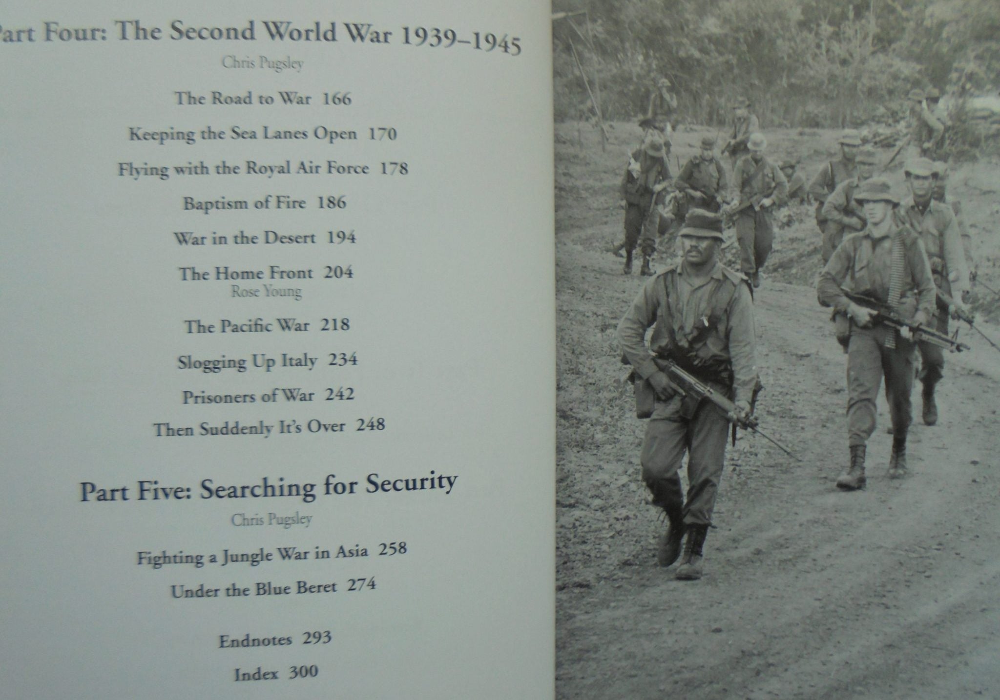 Kiwis In Conflict 200 Years of New Zealanders at War By Christopher Pugsley (Edited by).