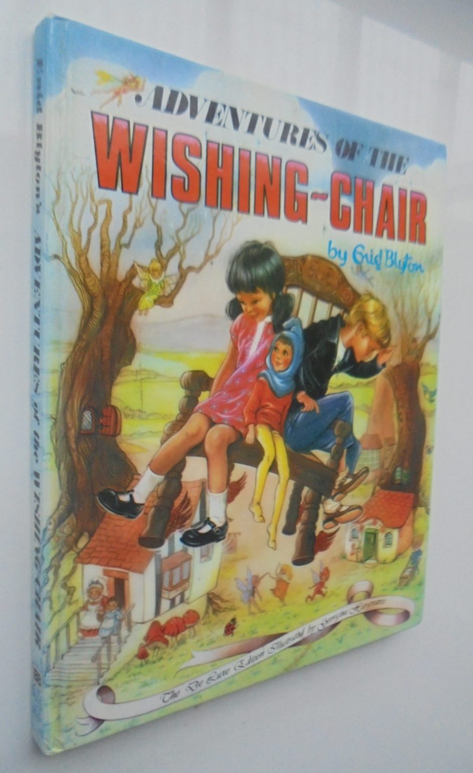 Adventures of the Wishing Chair by Enid Blyton. De-luxe edition. By Enid Blyton. Illustrated by Georgina Hargreaves.