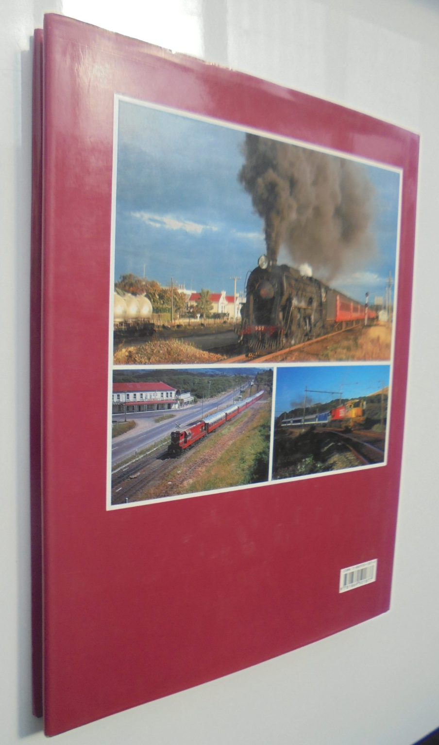 Farewell to Steam Four Decades of Change on New Zealand Railways By Tony Hurst. SIGNED BY AUTHOR.