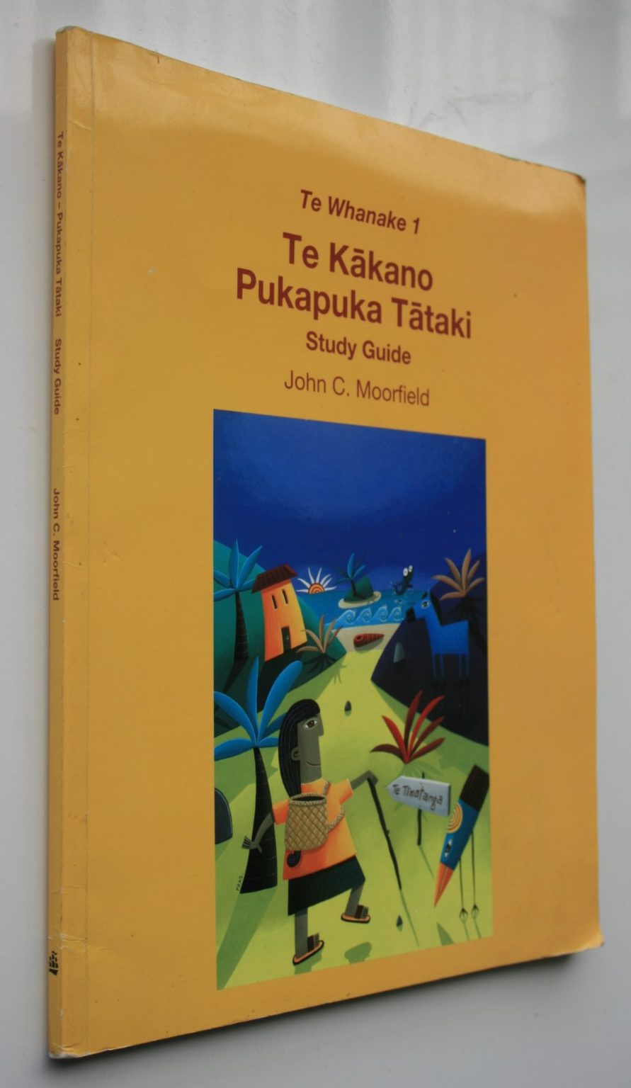 Te Kakano: Te Whanake. With Study Guide. by John, Moorfield (2 books)