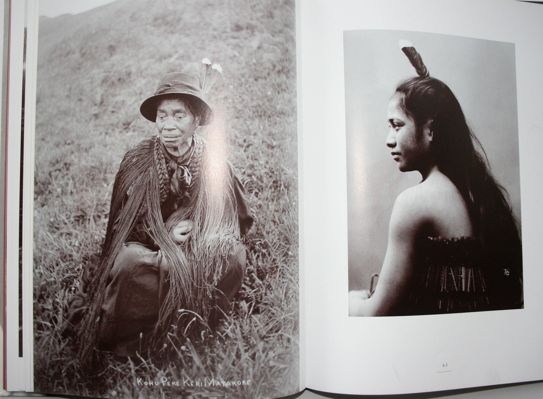 Te Awa: Partington's Photographs of Whanganui Maori By William H.T. Partington.