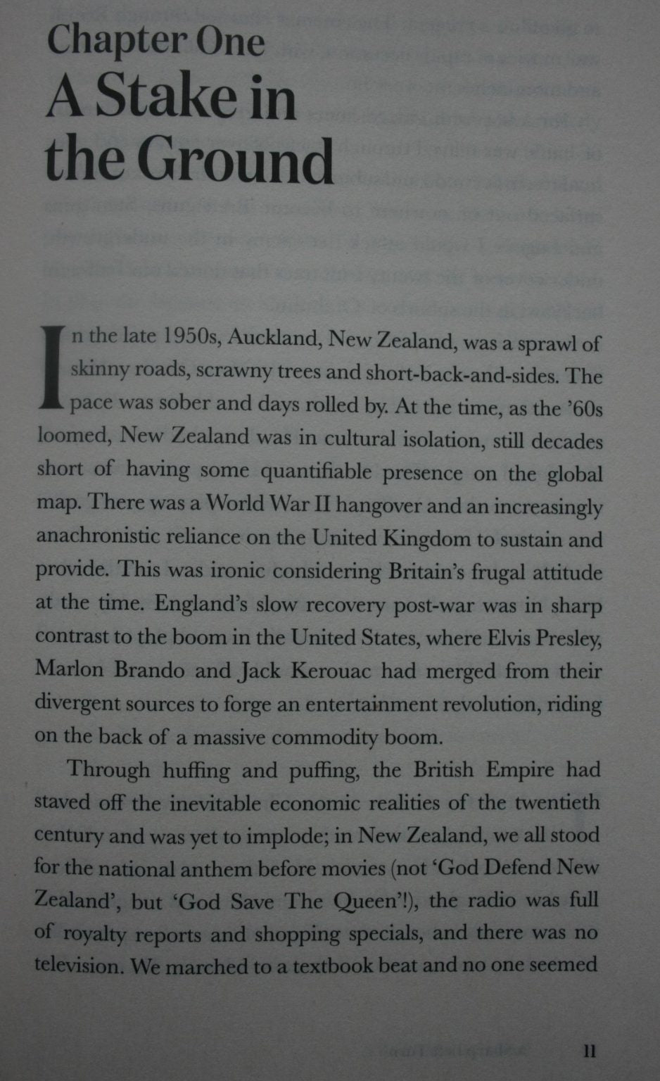 A Sharp Left Turn Notes on a life in music, from Split Enz to Play to Strange. By Mike Chunn