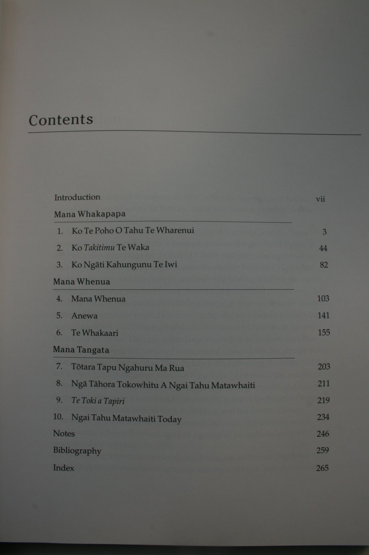 A Carved Cloak for Tahu A History of Ngai Tahu Matawhaiti By Mere Whaanga. RARE.