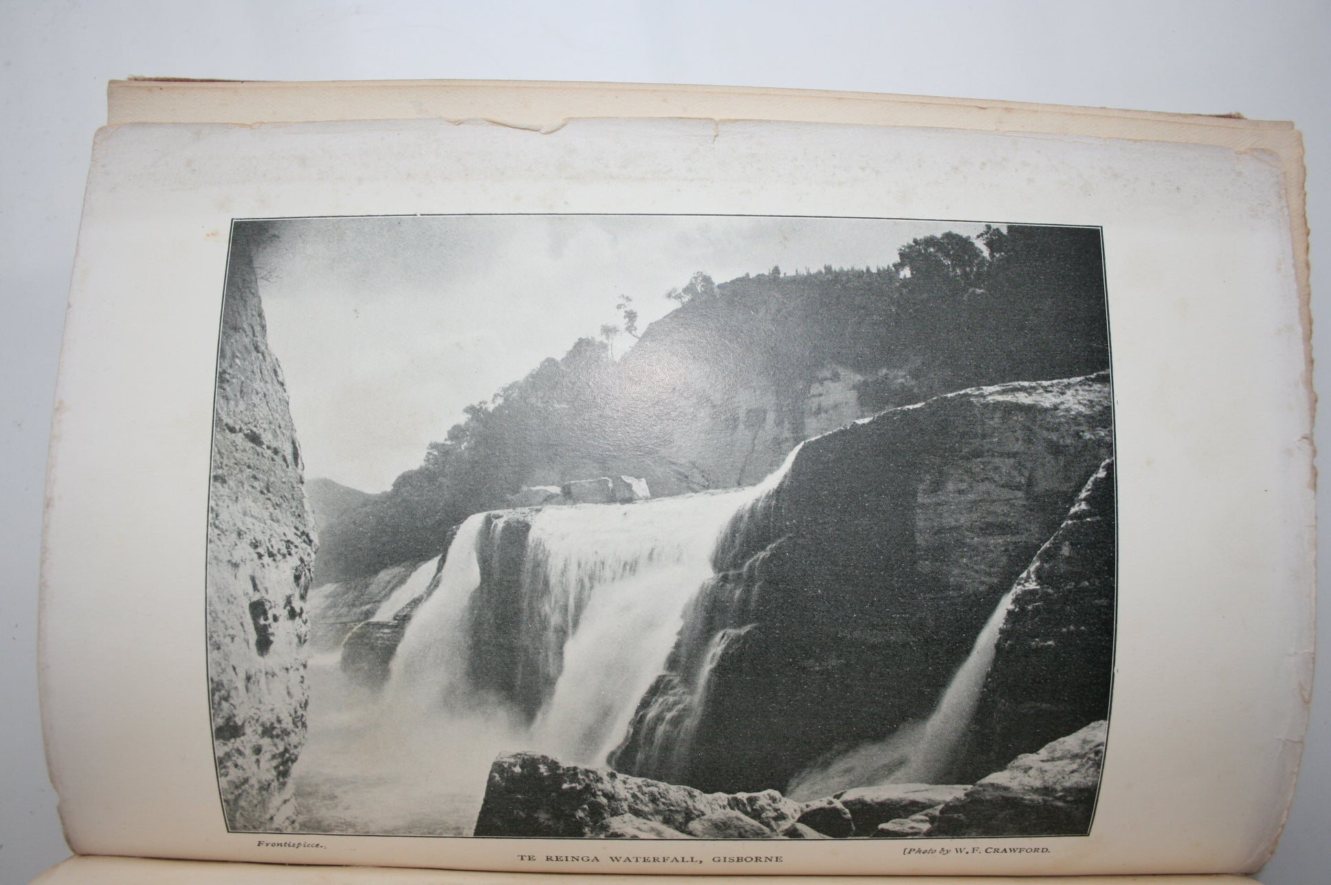 The Long White Cloud : Ao Tea Roa. SECOND EDITION 1899. BY William Pember Reeves.