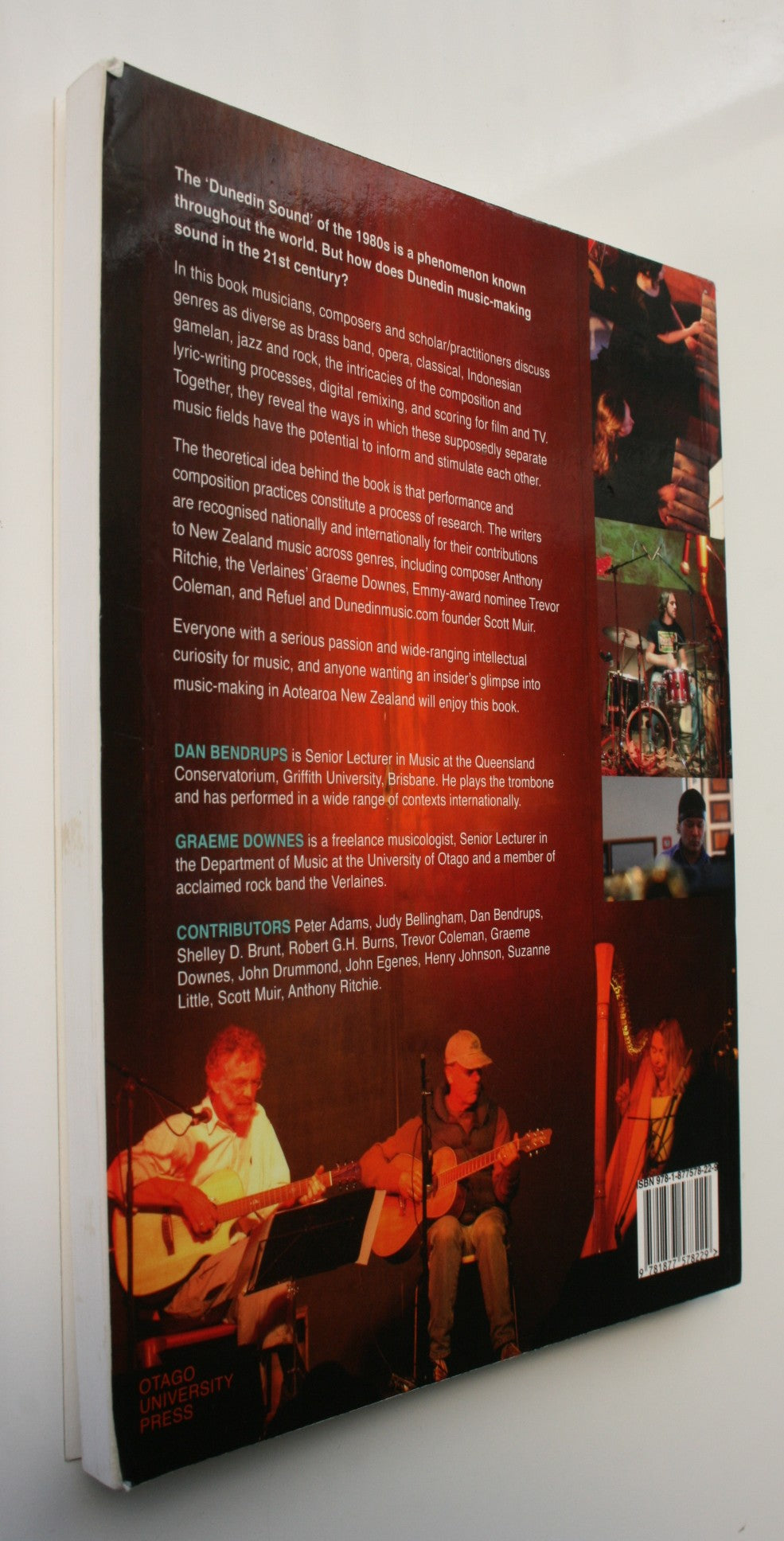 Dunedin Soundings Place and Performance By Dan Bendrups & Graeme Downes.