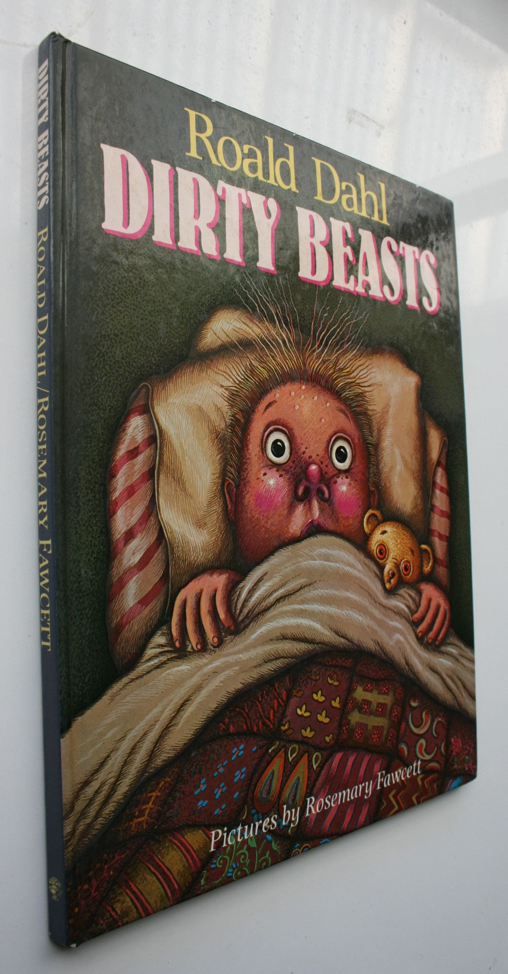 Dirty Beasts by Roald Dahl. Pictures by Rosemary Fawcett.