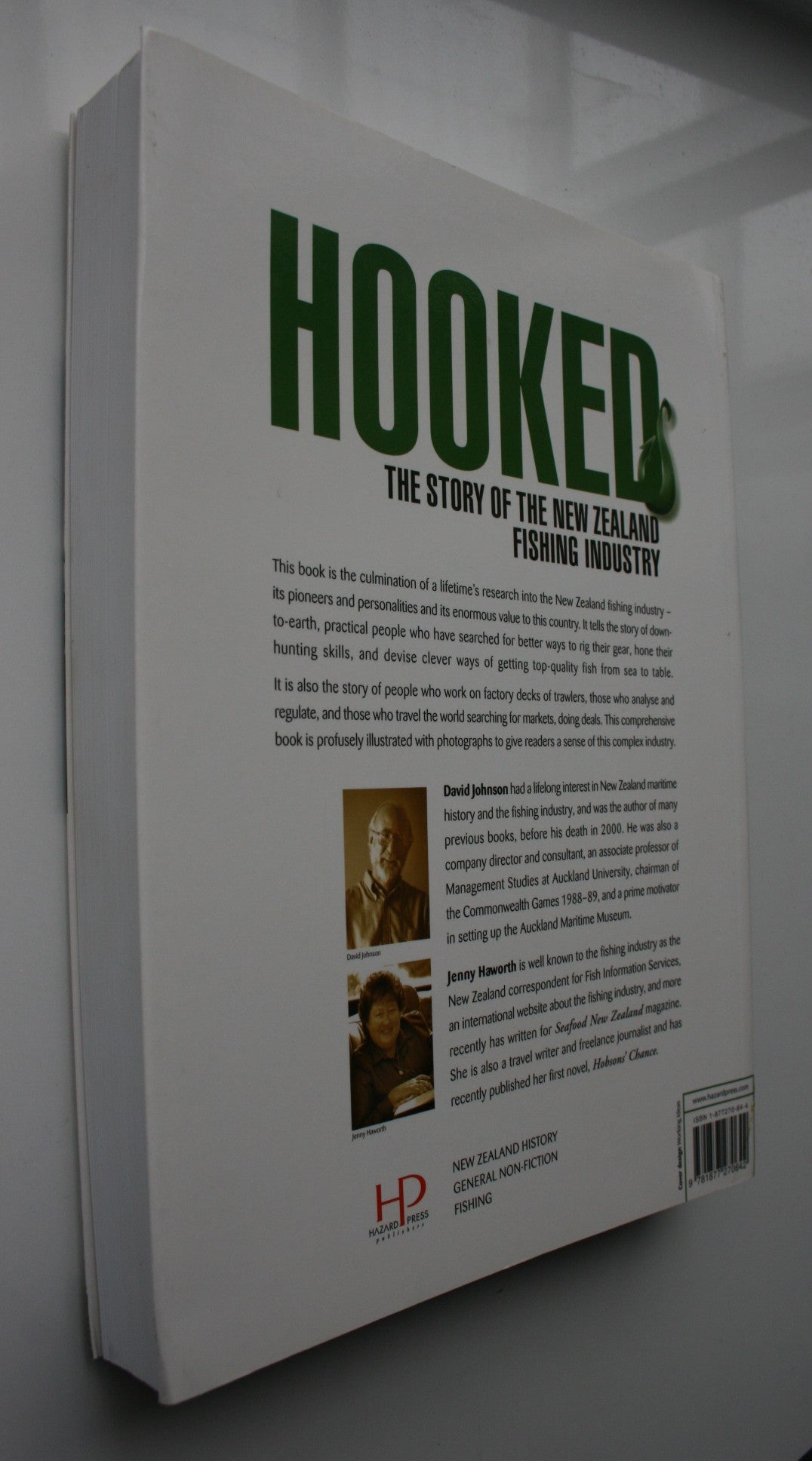Hooked: The Story of the New Zealand Fishing Industry by David Johnson