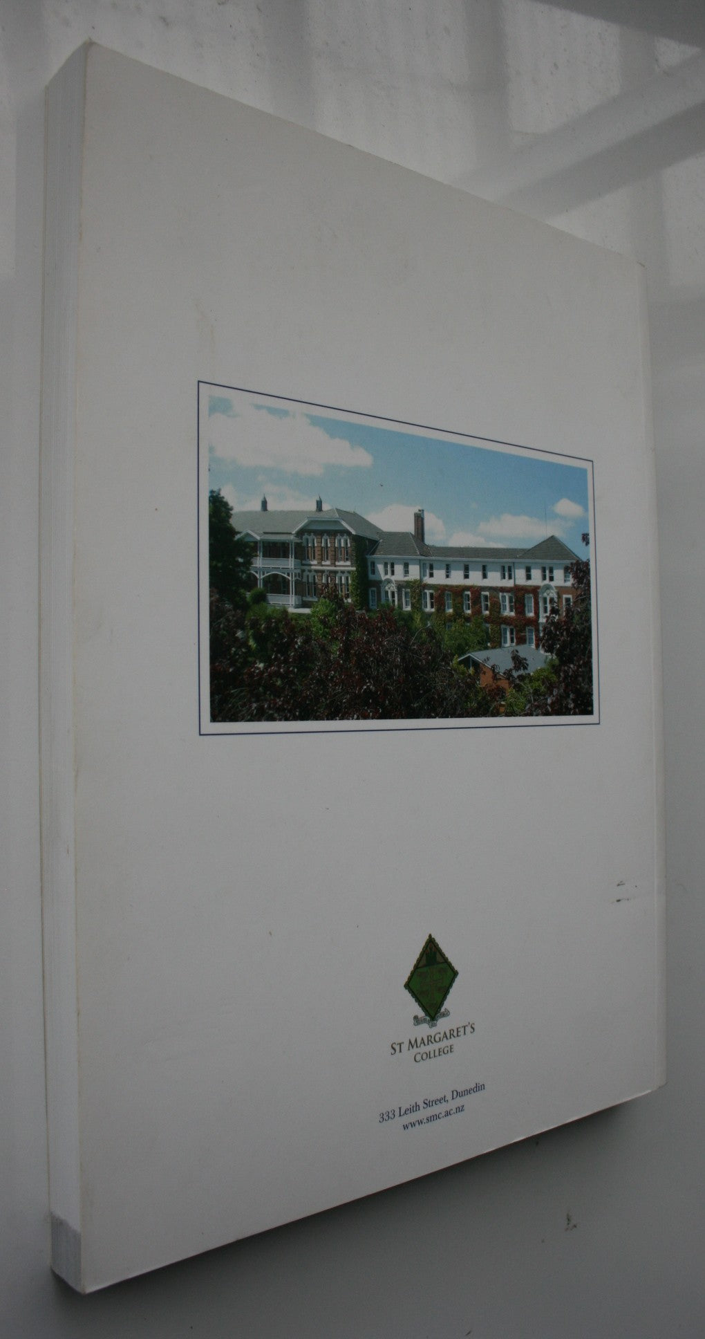 Vision for the Future: A Centennial History of St Margaret's College, Dunedin 1911-2011. By Susannah Grant