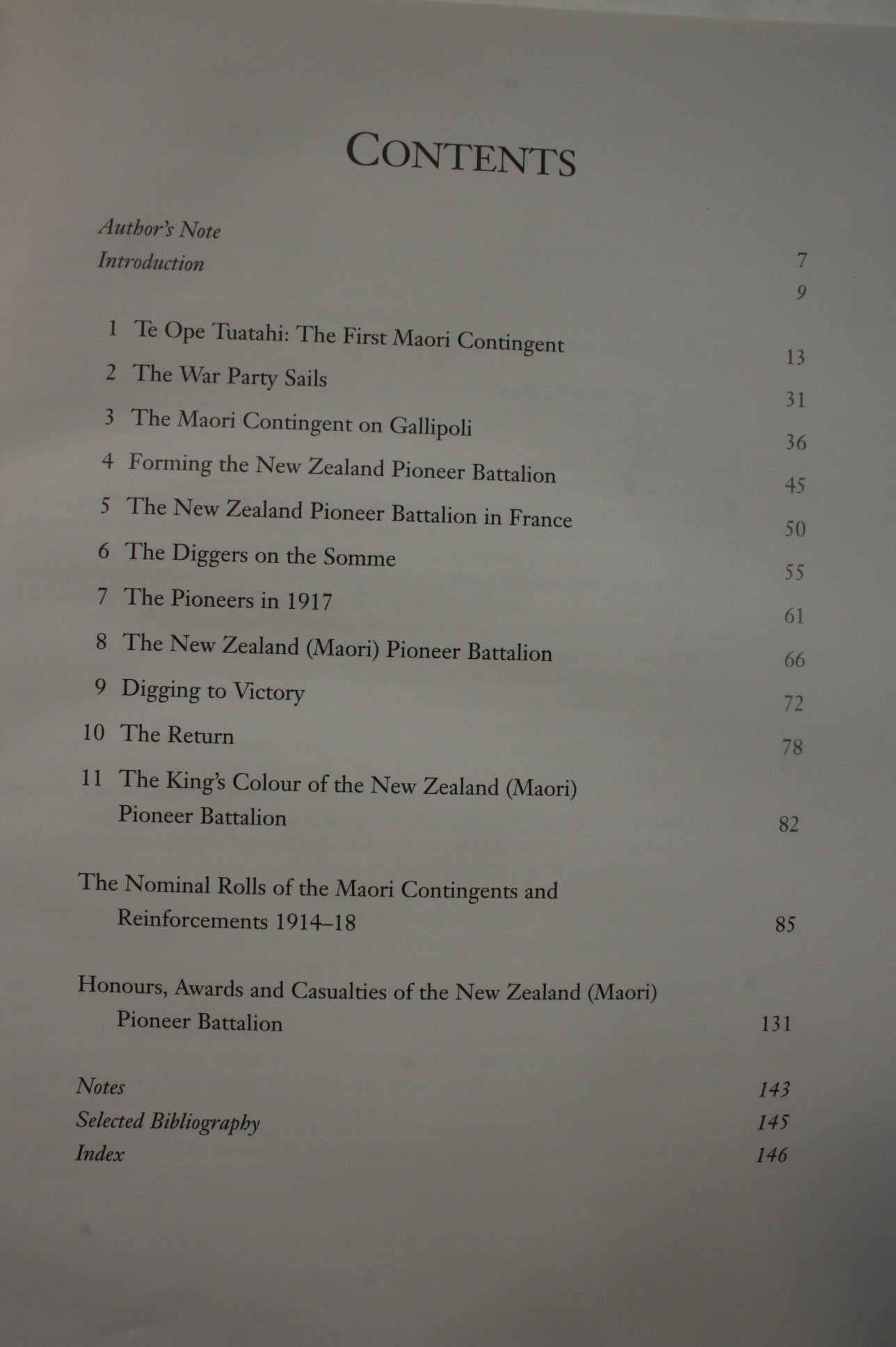 Te Hokowhitu A Tu The Maori Pioneer Battalion in the First World War. HARDBACK