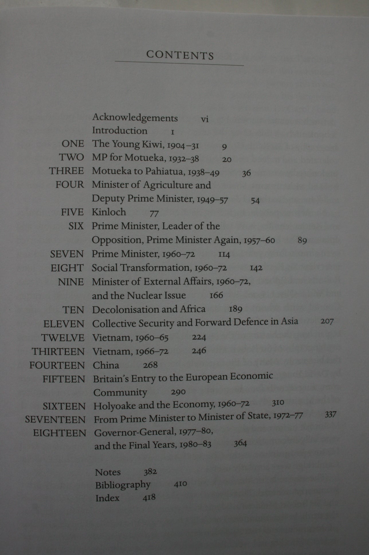 Kiwi Keith A Biography of Keith Holyoake By Barry Gustafson.