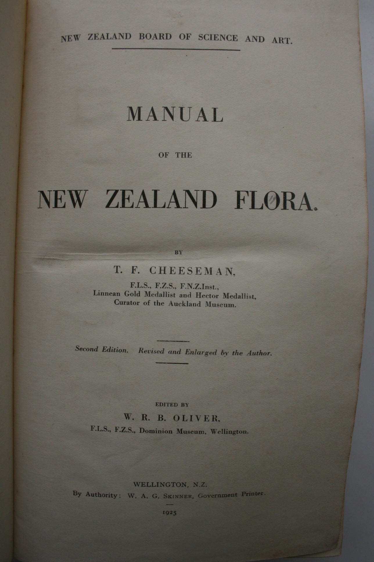 Manual of the New Zealand Flora. (1925) by T. F. Cheeseman.