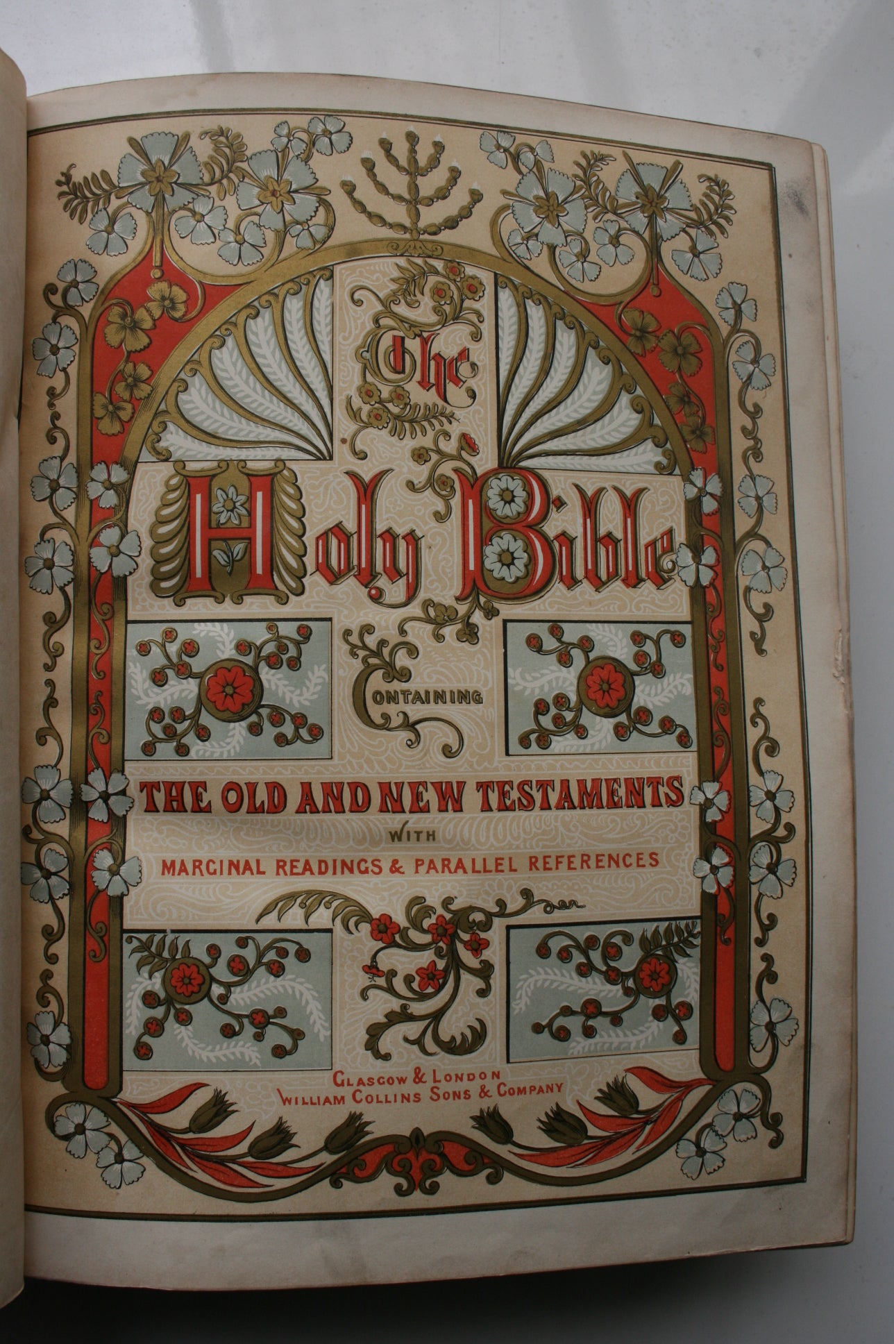 The Holy Bible, Old and New Testaments, With the Marginal Readings, and Original and Selected Parallel References, Printed at Length.