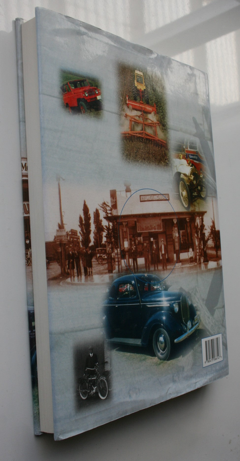 The Southern Motor Industry: The History of the Motor Industry in Invercargill and Surrounding Districts By Jack Johnstone.