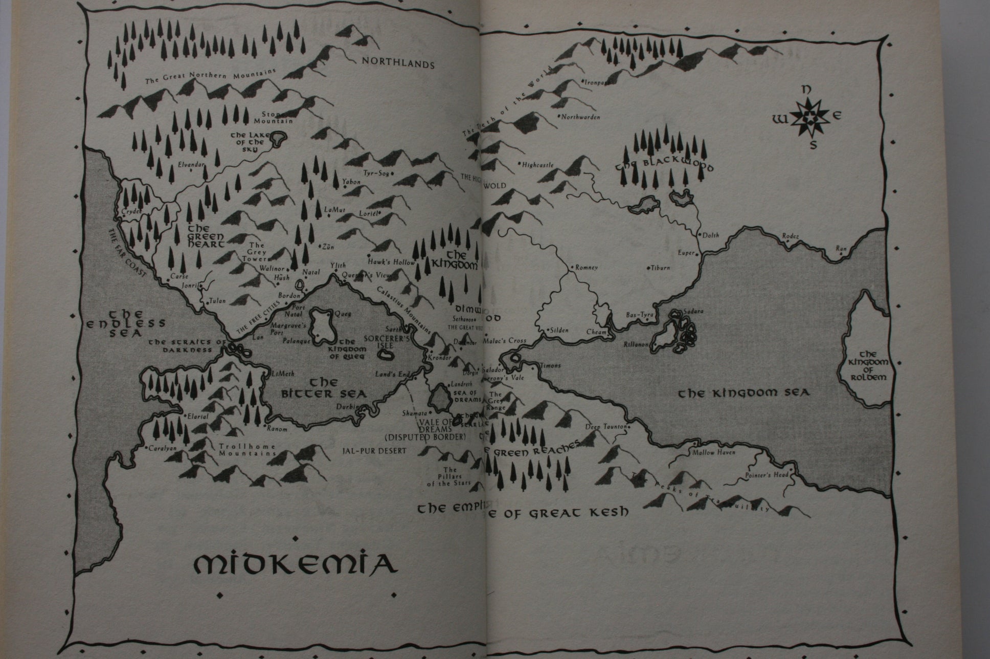 Krondor the Betrayal By Raymond E. Feist. 1998, First Edition, First printing