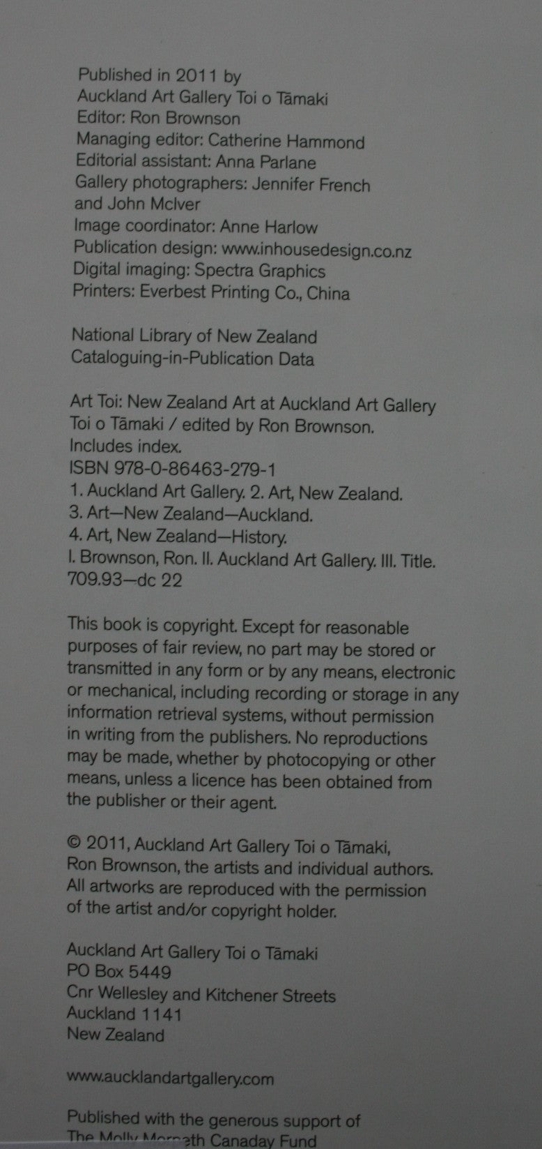 Art Toi: New Zealand Art at Auckland Art Gallery Toi O Tamaki by Ron Brownson.