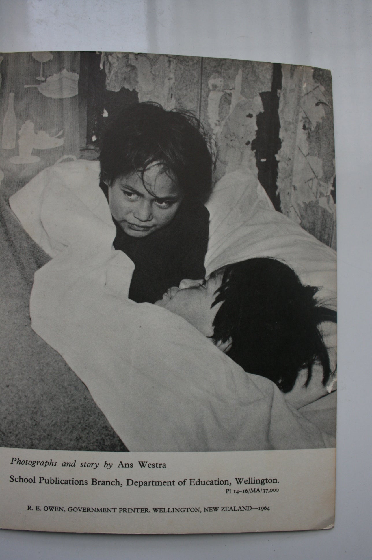 Washday at the Pa By Ans Westra. VERY SCARCE. TRUE FIRST EDITION 1964.