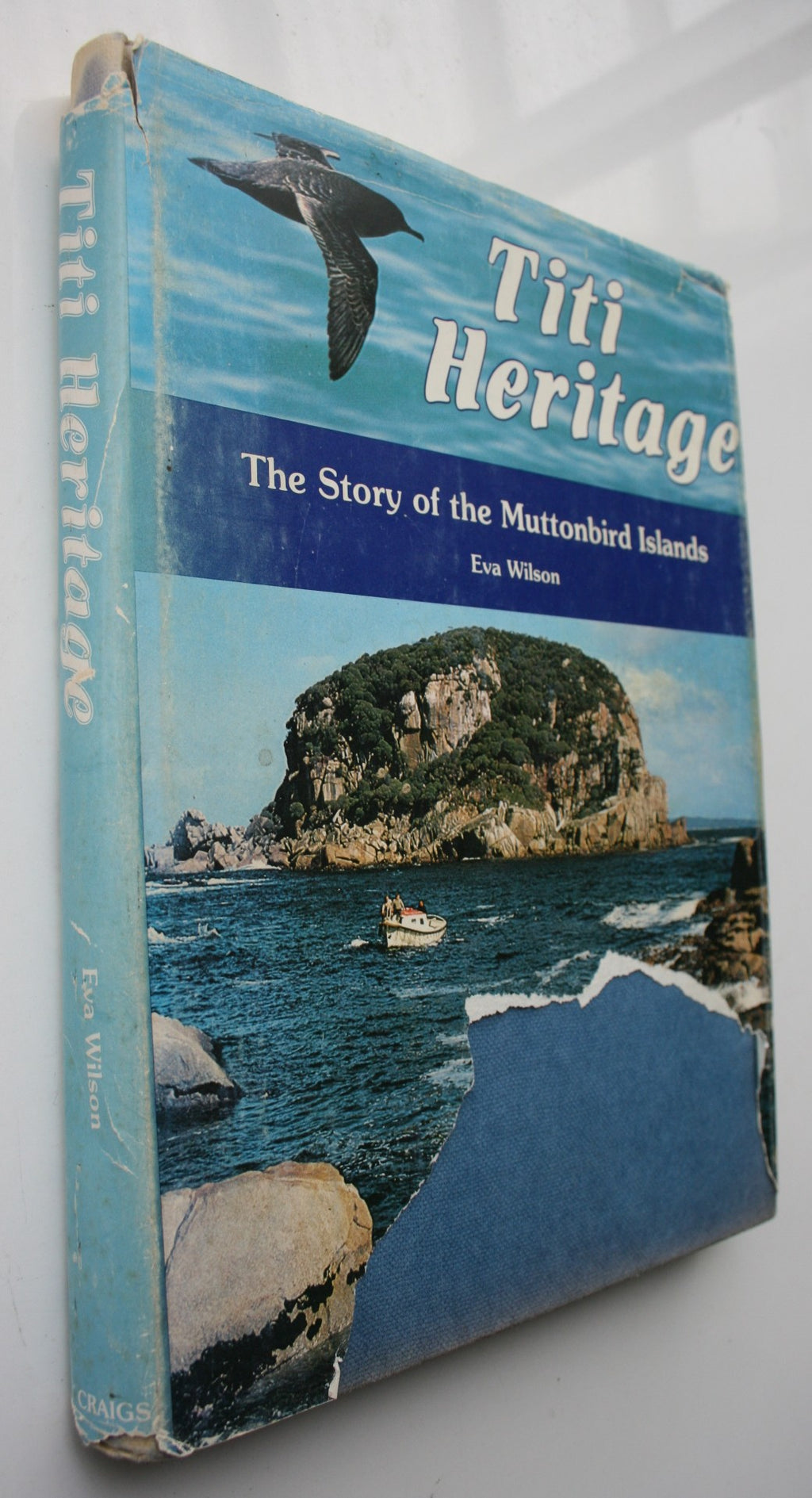 Titi Heritage: The Story of the Muttonbird Islands by Eva Wilson.