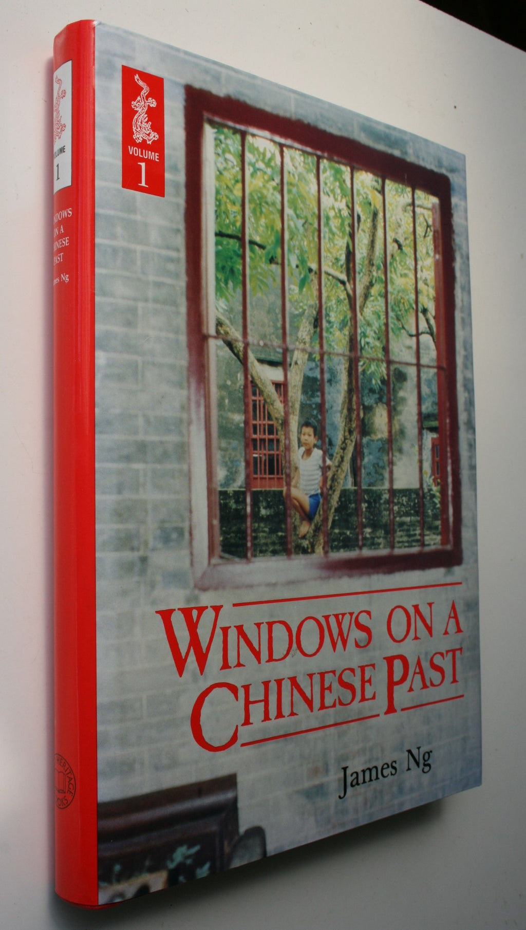 Windows on a Chinese Past. Volume 1: How the Cantonese Goldseekers and their Heirs Settled in New Zealand by James Ng.