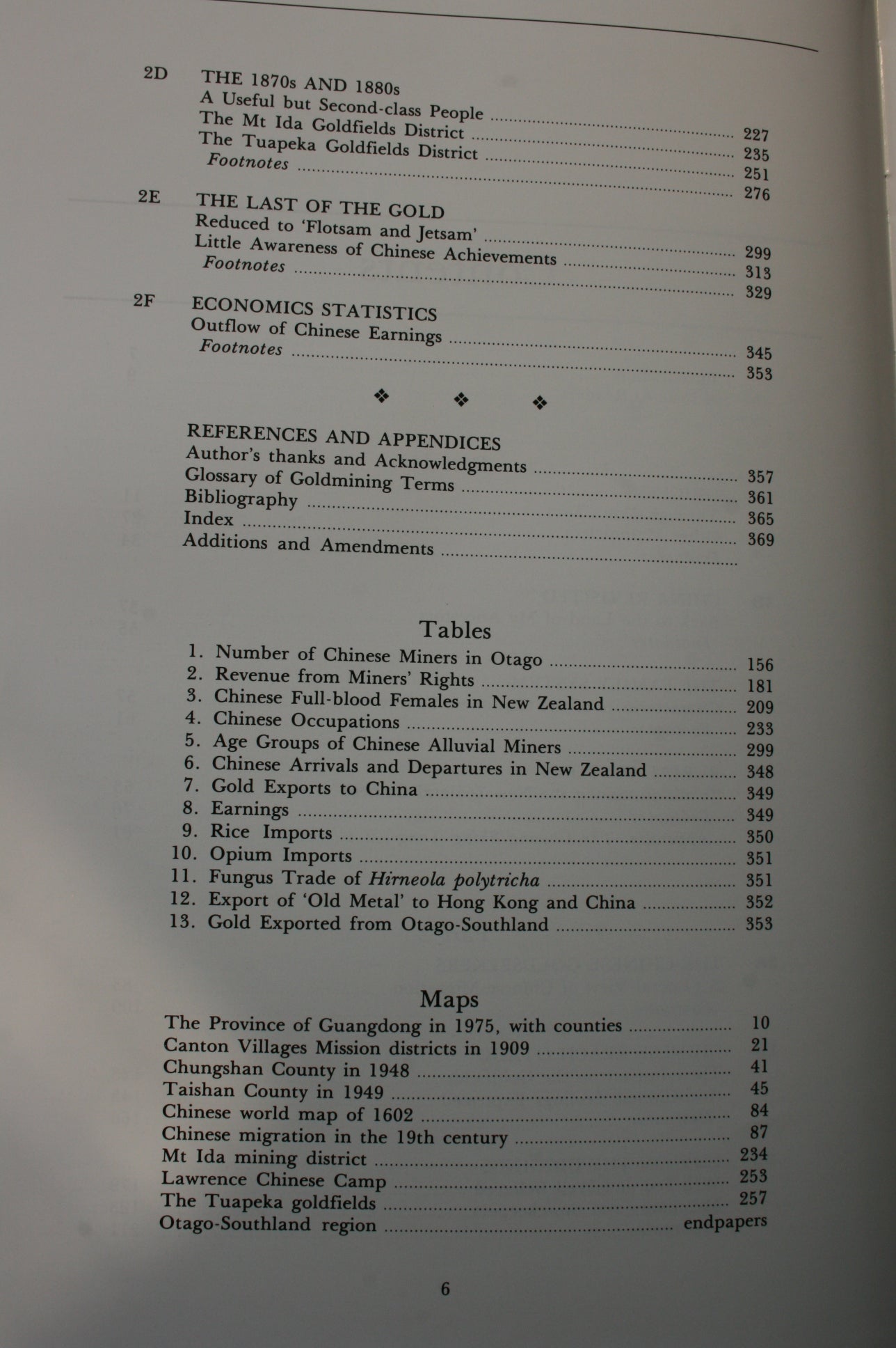 Windows on a Chinese Past. Volume 1: How the Cantonese Goldseekers and their Heirs Settled in New Zealand by James Ng.