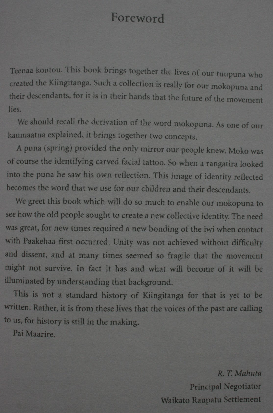 Te Kingitanga Selected Essays from "The Dictionary of New Zealand Biography".