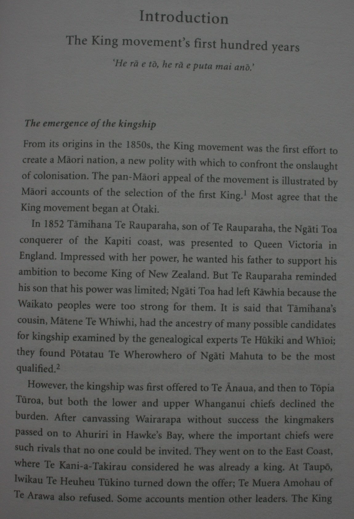 Te Kingitanga Selected Essays from "The Dictionary of New Zealand Biography".