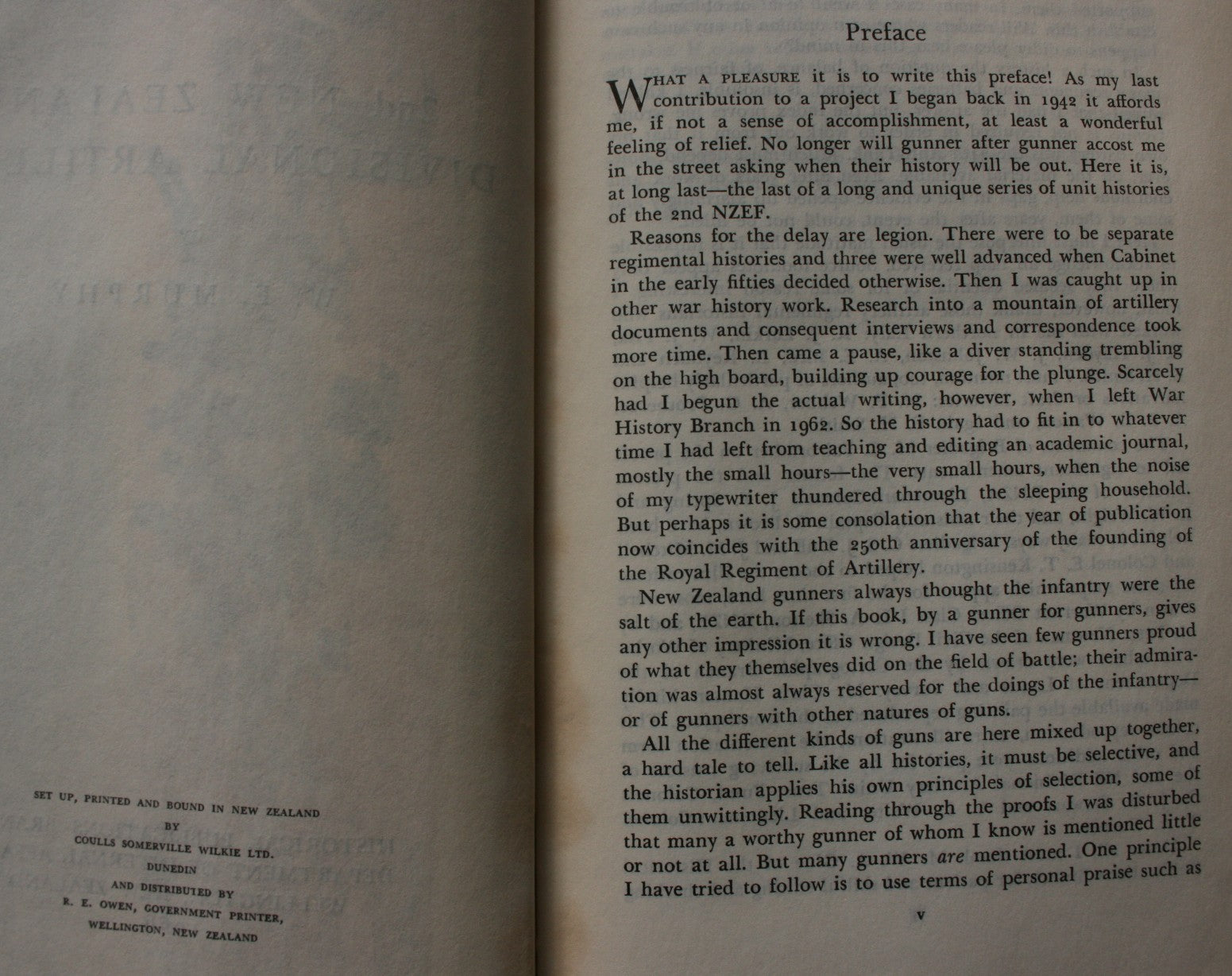 2nd New Zealand Divisional Artillery. Official History of New Zealand in the Second World War 1939-45. By W E Murphy.