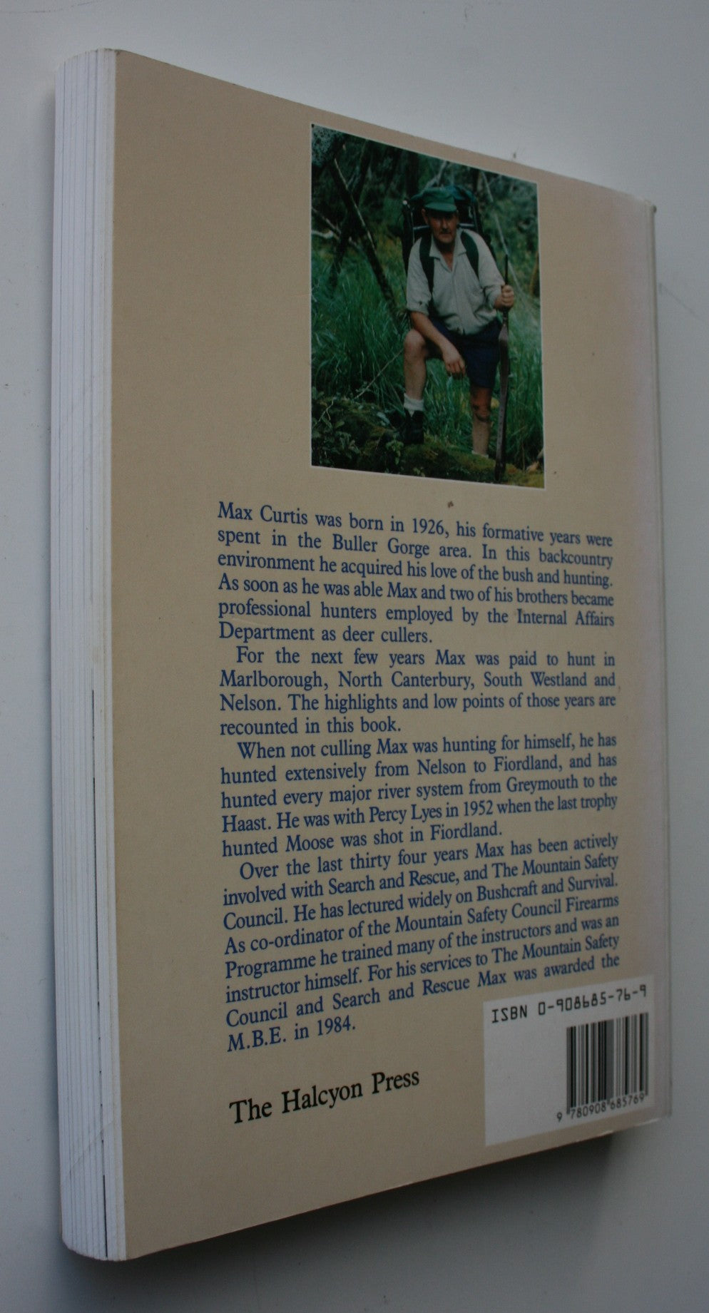 Beyond the River's Bend, Tales of Red Deer, Moose and Wapiti in New Zealand. FIRST EDITION.