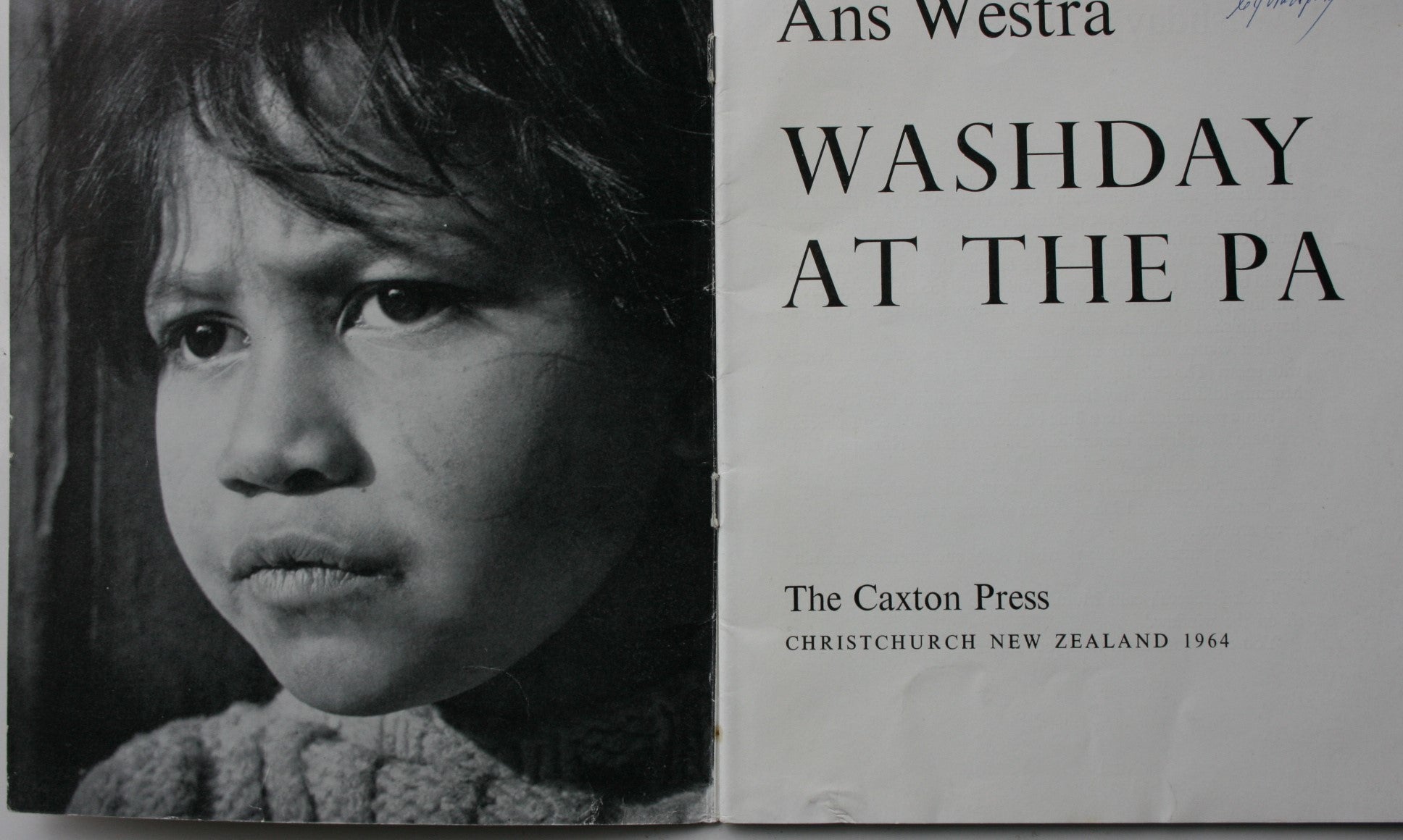 Washday at the Pa (with 20 extra photos and publisher's note booklet) by Ans Westra