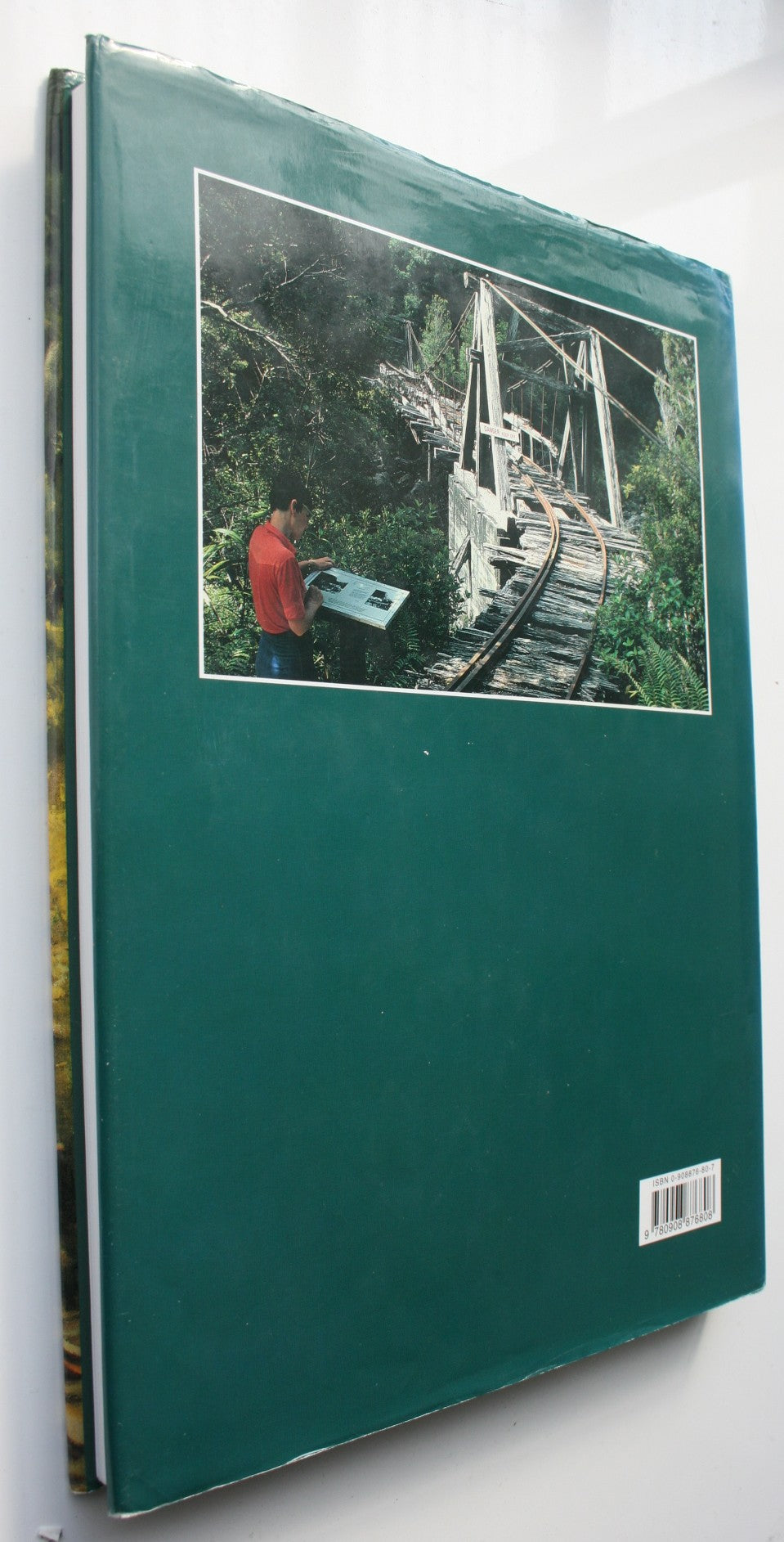 The Era of the Bush Tram in New Zealand. By Paul Mahoney. First Edition 1998