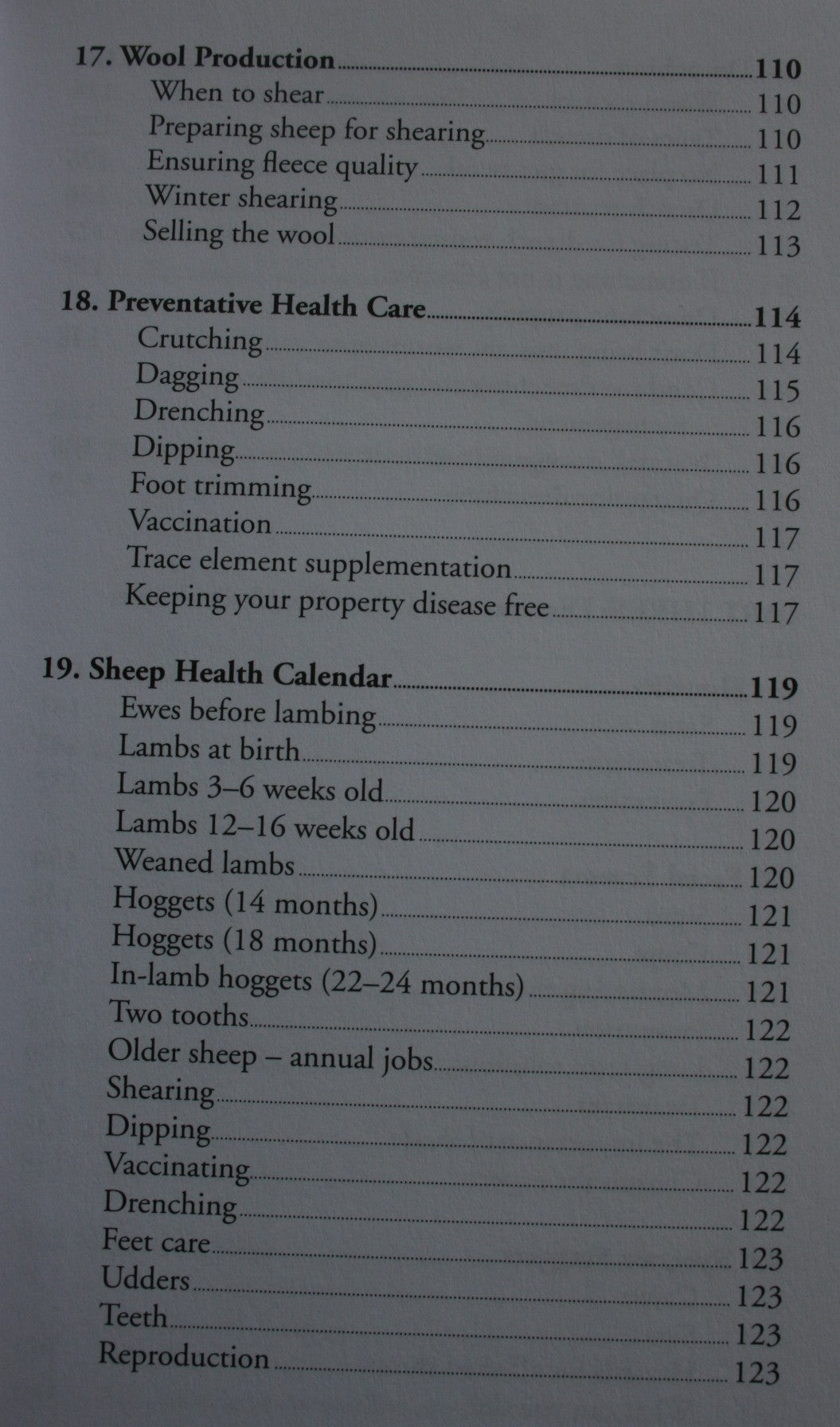 The Sheep Farming Guide For Small and Not-so-small Flocks By Clive Dalton, Marjorie Orr. VERY SCARCE. SIGNED BY AUTHOR: Marjorie Orr