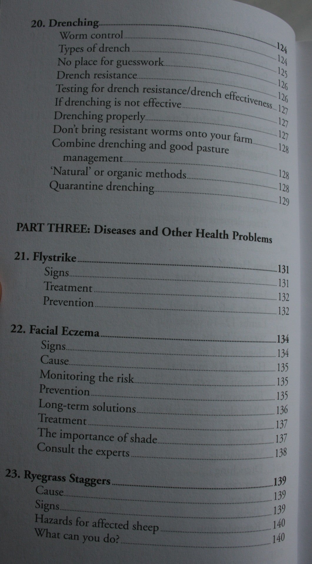 The Sheep Farming Guide For Small and Not-so-small Flocks By Clive Dalton, Marjorie Orr. VERY SCARCE. SIGNED BY AUTHOR: Marjorie Orr