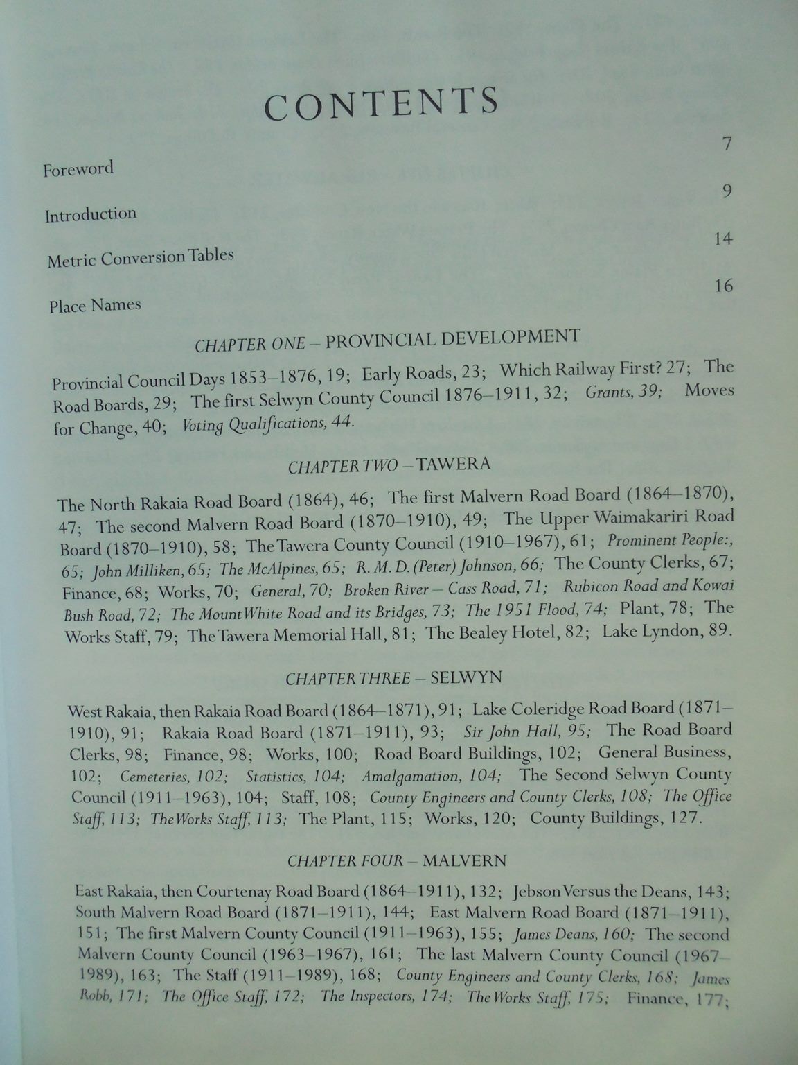 In The Shadow of the Alps. A Hisory of Malvern County 1853-1989