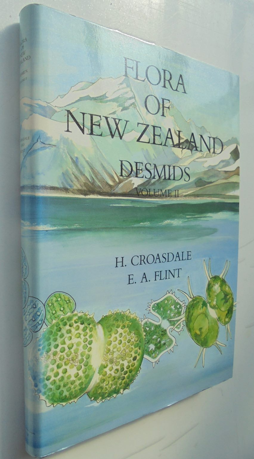Flora of New Zealand. Desmids Volume II. SIGNED by Flint