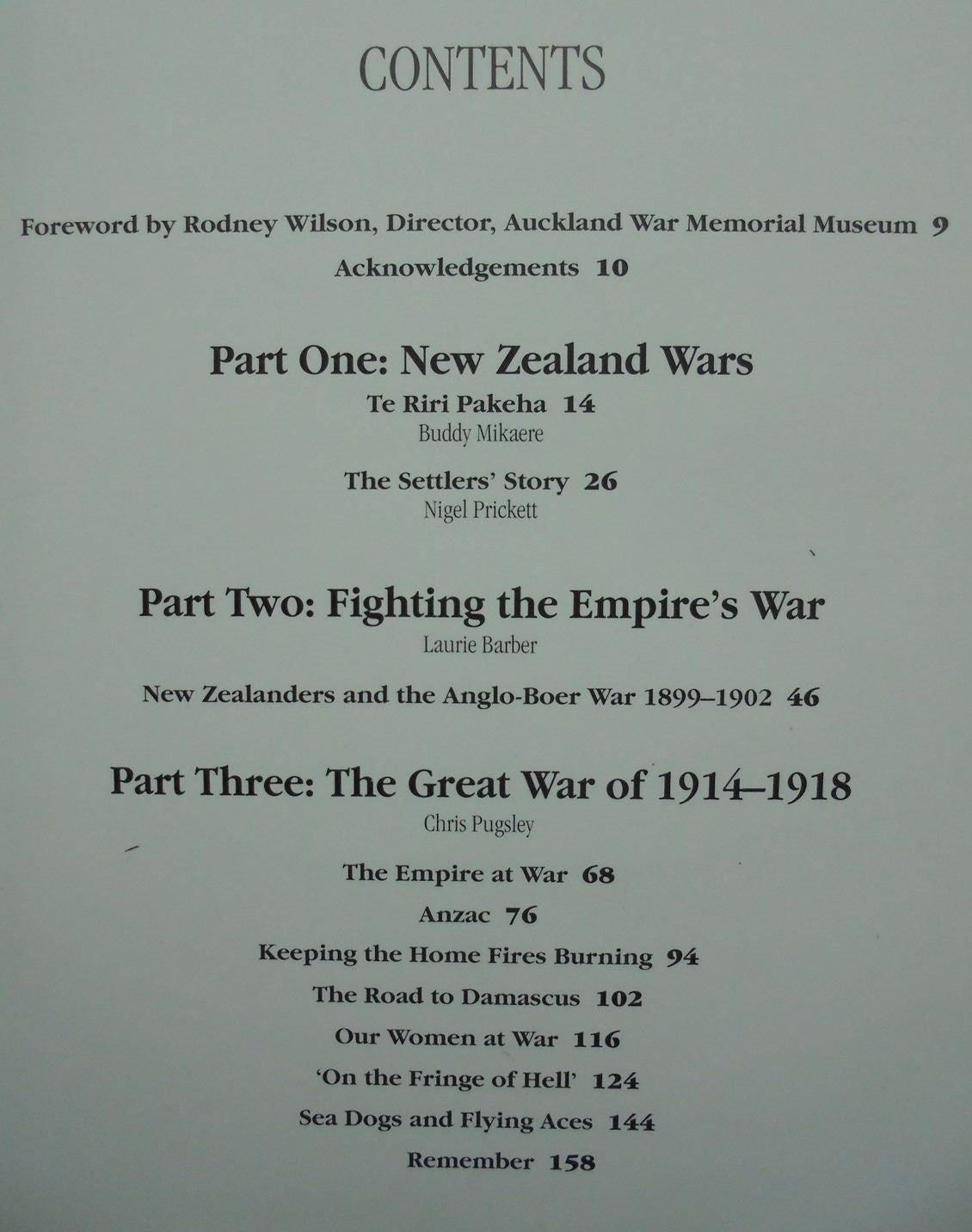 Scars on the Hear. Two Centuries of New Zealand at War By Chris Pugsley.