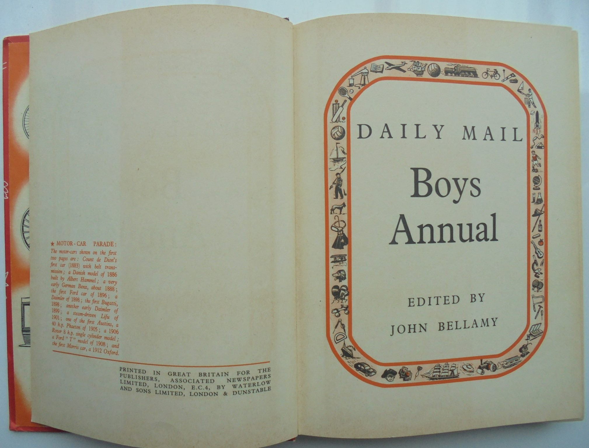 Daily Mail Boys Annual Containing 'Biggles Lays a Ghost' By W E Johns. Editor John Bellamy.