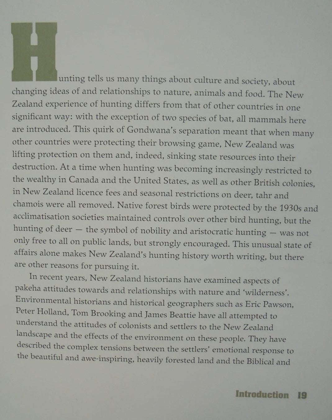 Hunting: a New Zealand History by Kate Hunter.