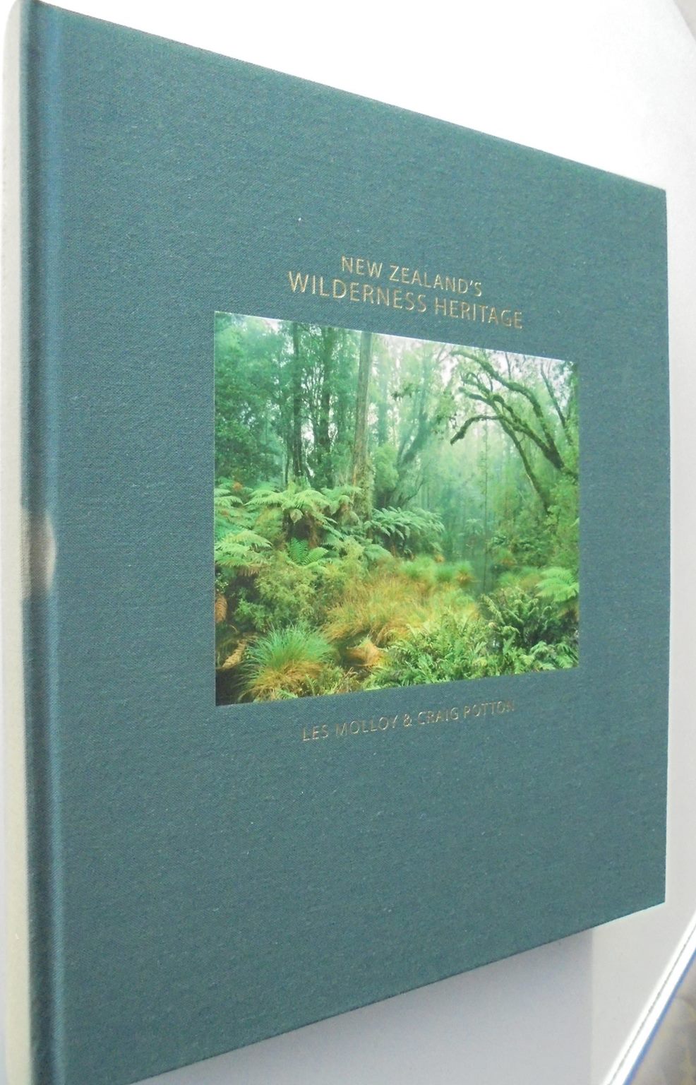 New Zealand's Wilderness Heritage By Les Molloy, Craig Potton.