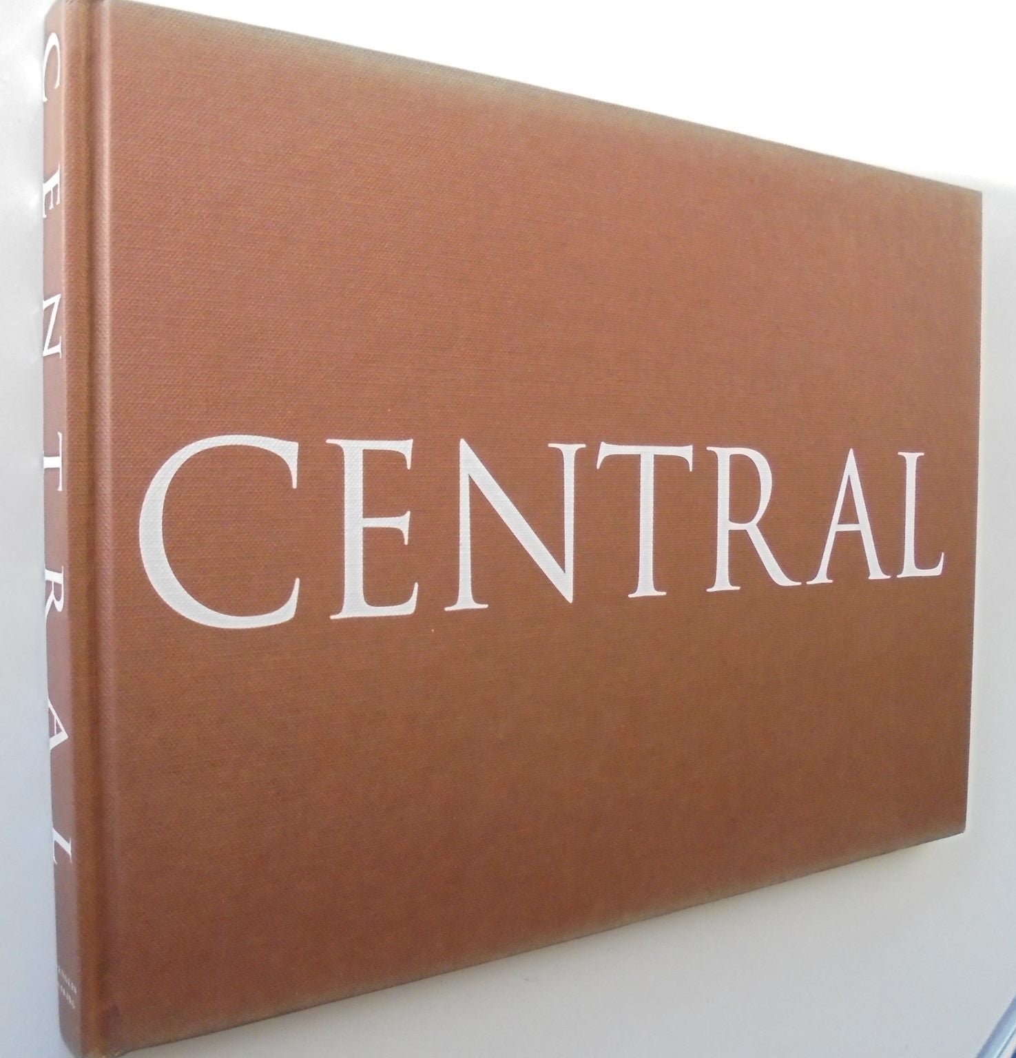 Central By Arno Gastieger (By (photographer)), Philip Temple (Introduction by).