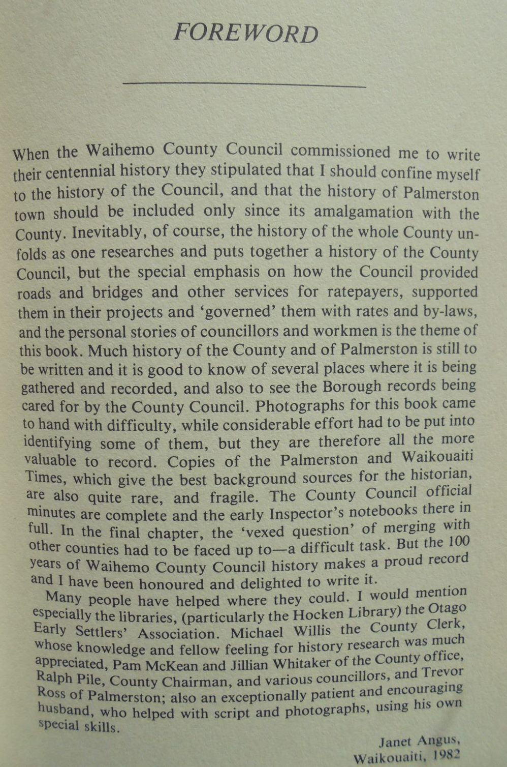 Horse Range to Horse Burn: A History of the Waihemo County Council 1882-1982 By Janet C Angus.